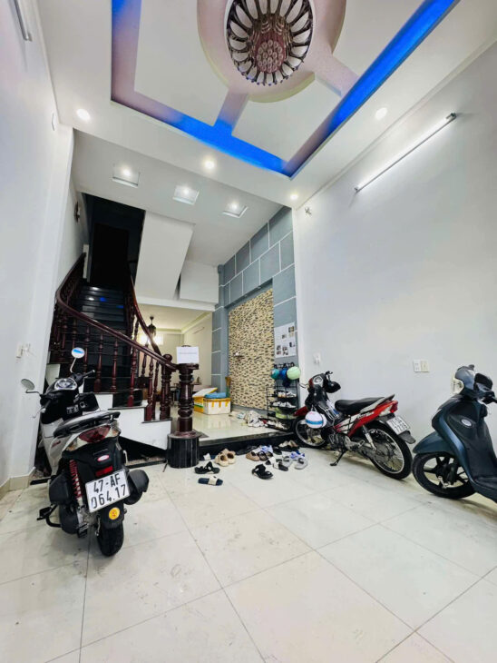 Nhà 4 tầng cạnh tuyến Metro Thủ Đức – Phước Long B – chỉ 7 tỷ hơn tí