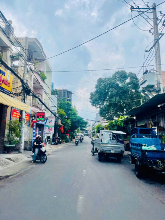 Bán nhag hẻm 8m, Phạm Văn Chiêu, 2 tầng, gần 40m2, sát chợ Thạch Đà, chỉ 4 tỷ 5 ++