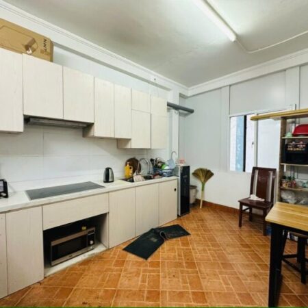 bán nhà phố TÂY SƠN Đống Đa. 38m2-5 tầng-mt 3.5m:giá chỉ 11 tỷ