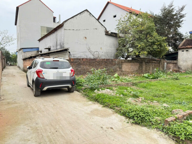 Bán 60m đất tổ 3, TT Quang Minh, Mê Linh. Gần sân bóng Giai Lạc. Đường thông bàn cờ