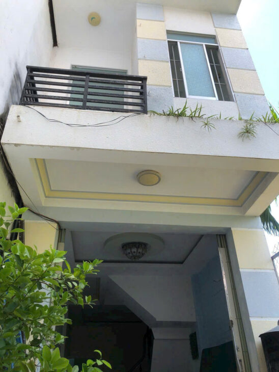 Bán nhà đẹp sân rộng hẻm ô tô vào nhà đường Điện biên Phủ , P. Vĩnh hoà ,Nha trang, Khánh hoà