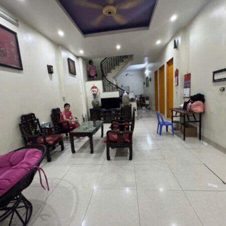 Bán đất Ngọc Thuỵ tặng nhà 4 tầng- View công Viên Vỉa hè đá bóng- mặt tiền lớn-80m nhỉnh 23 tỷ(