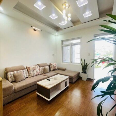 NHÀ ĐẸP SỔ XÂY DỰNG NHƯ TRONG HÌNH TẠI CAO THẮNG P7 ĐÀ LẠT, cách chợ Ngô Quyền chỉ 400m