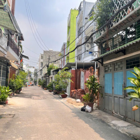 nhà đẹp 3 tầng Gò Vấp, hẻm xe tải tránh 5×15, 5 phòng ngủ, gần Emart, giá chỉ 8.6 tỷ