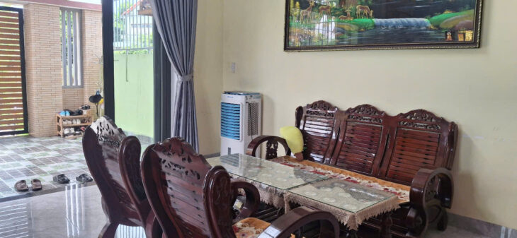 GIÁ CHỈ 2.4 TỶ 105M2 – NHÀ 2 TẦNG KIÊN CỐ ĐẸP – LÔ GÓC 2 MẶT THOÁNG – HÒA QUÝ