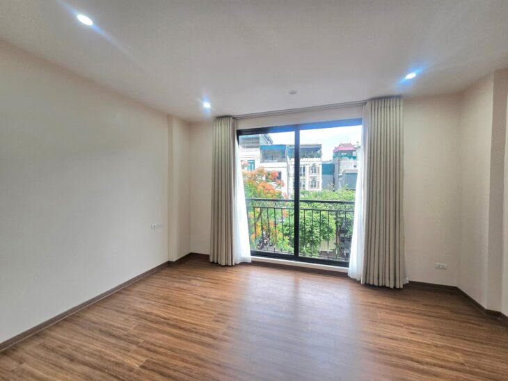 MẶT NGÕ ĐỘI CẤN – 30M RA PHỐ – ÔTÔ TRÁNH ĐỖ NGÀY ĐÊM, KINH DOANH ĐỈNH – GIÁ 14 TỶ