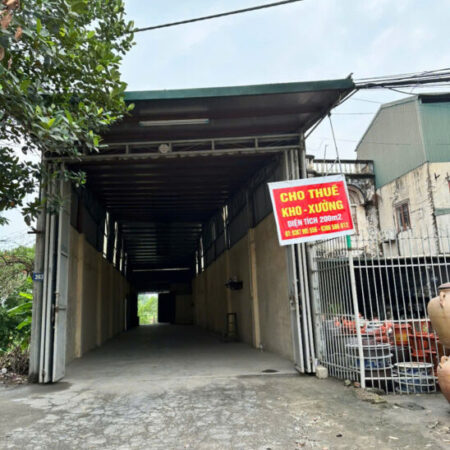 CHO THUÊ CỬA HÀNG – KHO HÀNG – NHÀ Ở 200M² – MẶT ĐƯỜNG QUỐC LỘ 32, SƠN TÂY