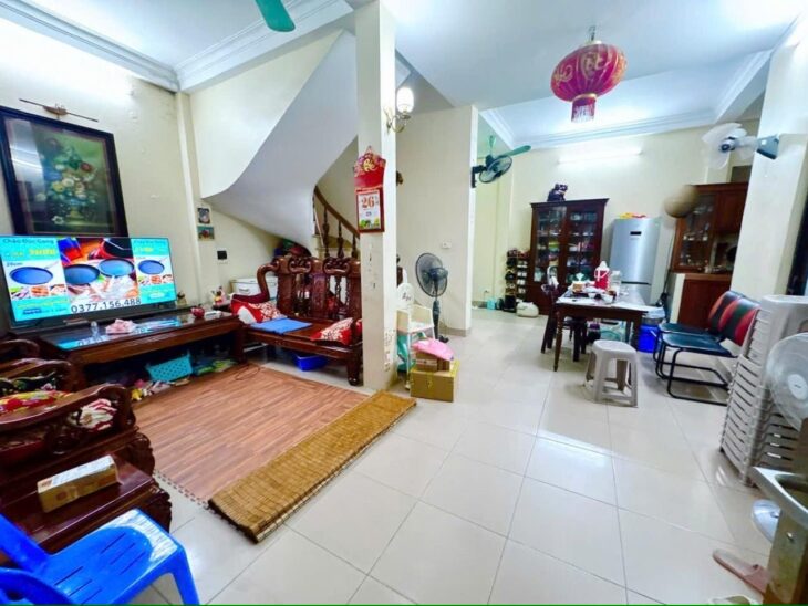 ????BÁN NHÀ PHỐ- AN TRẠCH- QUỐC TỬ GIÁM -DÂN XÂY Dt 63m 4tầng mt7.4m giá chỉ 12,8 tỷ