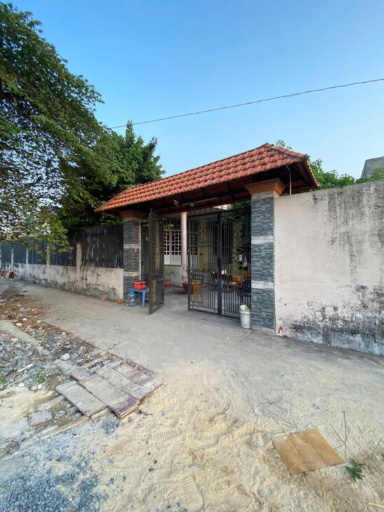 BÁN NHÀ VƯỜN NGHỈ DƯỠNG HẺM XE TẢI– 410M² – HÓC MÔN – GIÁ 10 TỶ TL