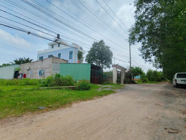 đất mặt tiền đường 10m 1 tỷ 2 Đức Hoà, Long An phù hợp ở hay đầu tư