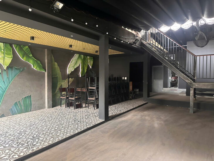 Quận 7 ! SANG BAO RẺ QUÁN Food & Beer , MB DTSD : 6m x 30m, 1 trệt 1 lửng crooftop, Tel :