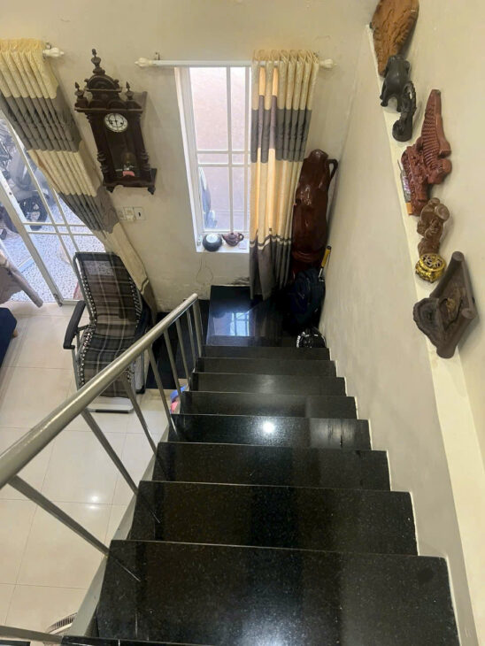 HÀNG HIẾM NHÀ GIÁ 2TY350 CÁCH ĐƯỜNG 2/4 CHỈ 100M P. VẠN HẠNH