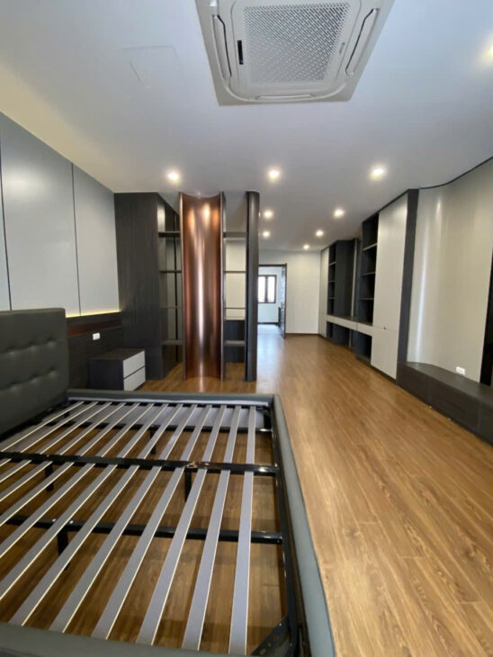 ???? BÁN NHÀ NGỌC THỤY – 6 TẦNG – THANG MÁY – Ô TÔ TRÁNH – 13.5 TỶ