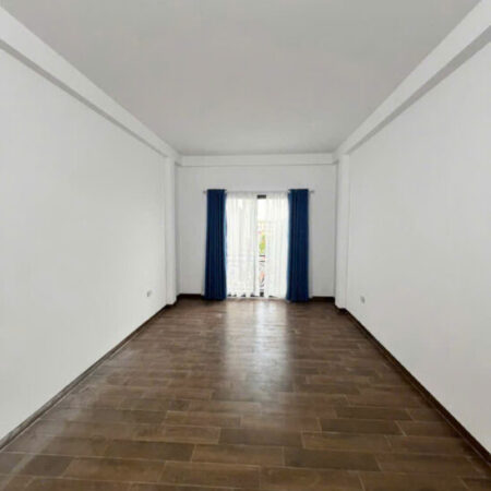 BÁN NHÀ LẠC LONG QUÂN – 33M² x 5 TẦNG – NGÕ NÔNG – GẦN ÔTÔ – GIÁ 7.3 TỶ