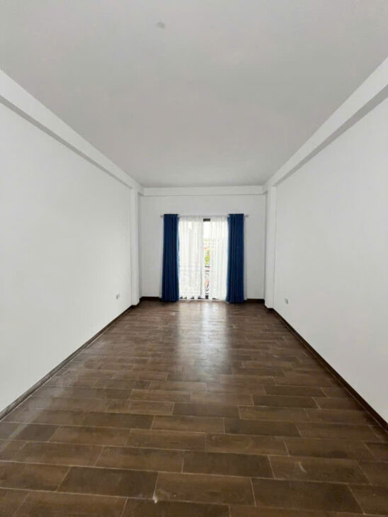 BÁN NHÀ LẠC LONG QUÂN – 33M² x 5 TẦNG – NGÕ NÔNG – GẦN ÔTÔ – GIÁ 7.3 TỶ