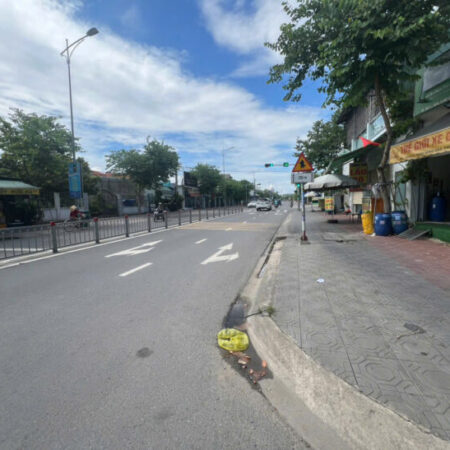 ???? HẺM XE HƠI NGAY BIG C – ĐÔNG HOÀ, THÀNH PHỐ DĨ AN.