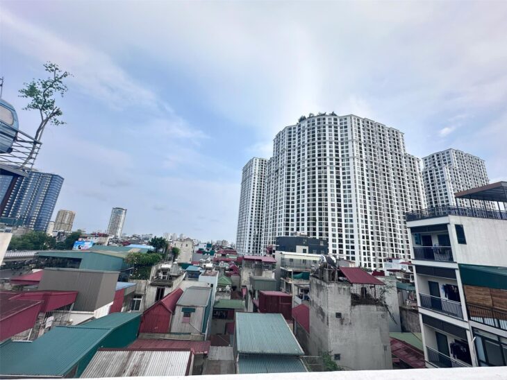 BÁN NHÀ MĂT NGÕ 8 TẦNG THANG MÁY NGUYỄN TRÃI THANH XUÂN – GẦN ROYAL CITY – 13.2 TỶ lh 0817606560