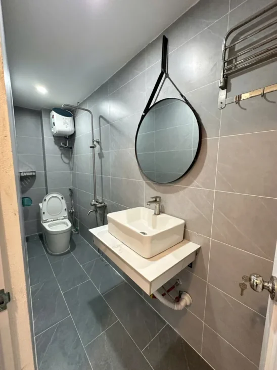 Bán nhanh nhà Nguyễn Lương Bằng 38/45m2 4 tầng. măt tiền3m. giá 7.8 tỷ Đống Đa Hà Nội