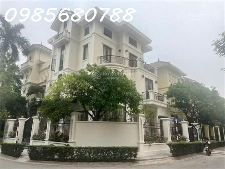 BÁN BIỆT THỰ CIPUTRA 230M2 ĐƯỜNG ĐÔI 30M GIÁ 62 TỶ LIÊN HỆ 0985689788