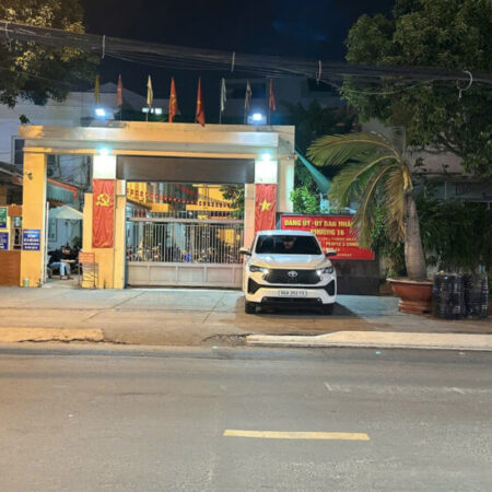 Nhà đẹp 4 tầng hẻm 318 Thống Nhất ngang 4.5m 63m2 gần UBND Phường 16 chỉ 8 tỷ xíu.