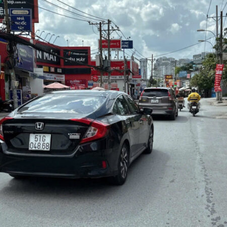 CHDV 4 lầu HXH Nguyễn Thị Định Q.2 ngang 7.5m 310m2 53PN T.máy có hầm TN 200tr chỉ 39 tỷ. CHDV 4 lầu HXH Nguyễn Thị Định Q.2 ngang 7.5m 310m2 53PN T.máy có hầm TN 200tr chỉ 39 tỷ.