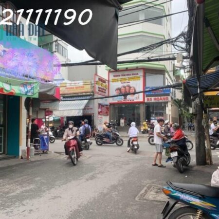 Bán gấp khu đất Vạn Phúc xe con đỗ cửa ngõ, cạnh bên vườn hoa, trường 2, giá 9,x tỷ Bán gấp khu đất Vạn Phúc xe con đỗ cửa ngõ, cạnh bên vườn hoa, trường 2, giá 9,x tỷ