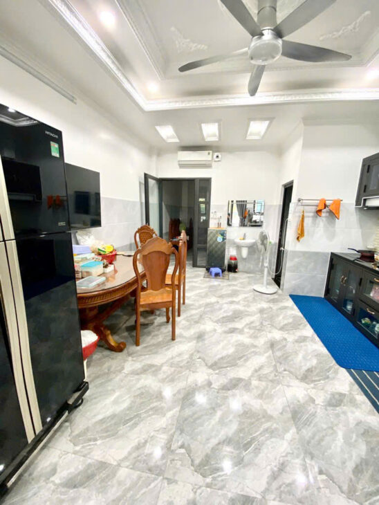 BÁN NHÀ MẶT TIỀN KINH DOANH TRƯƠNG THỊ HOA-TÂN THỚI HIỆP-Q.12-76M2(4.45×17)-6 TẦNG-THANG MÁY-ĐỐI