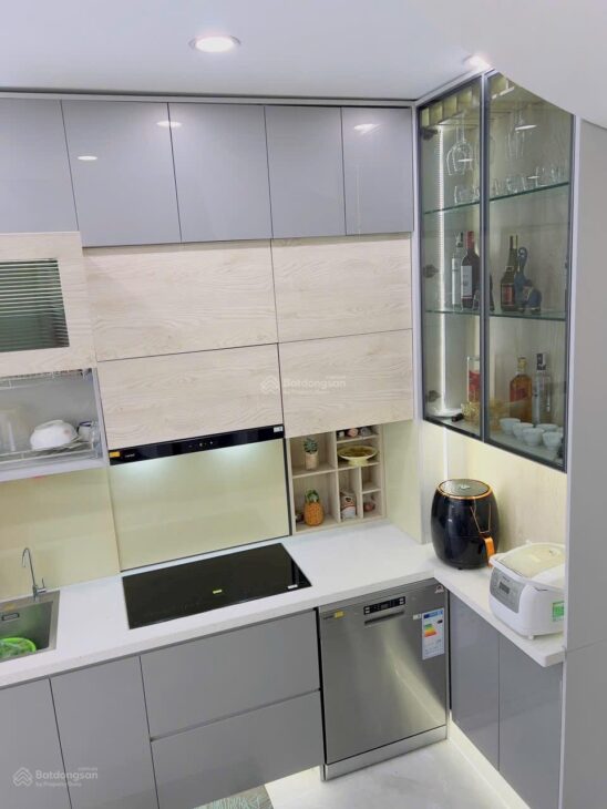 Nhà phố Ngô Quyền 58m², 2 mặt thoáng, ô tô đỗ cửa, kinh doanh