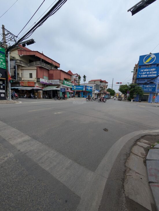 BÁN LÔ ĐẤT “HIẾM” ĐƯỜNG 422 PHÂN LÔ Ô TÔ GẦN PHỐ XE BUÝT – 55M CHỈ 6TỶ