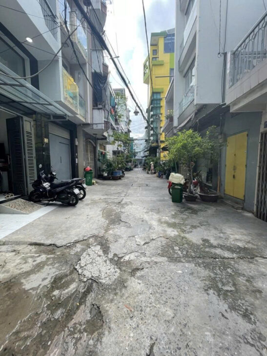 BÁN NHANH NHÀ ĐẸP 6 TỶ CX BẮC HÁI Q10-HẺM 6M– XE HƠI QUAY ĐẦU-4 LẦU 3PN-CÓ DÒNG TIỀN