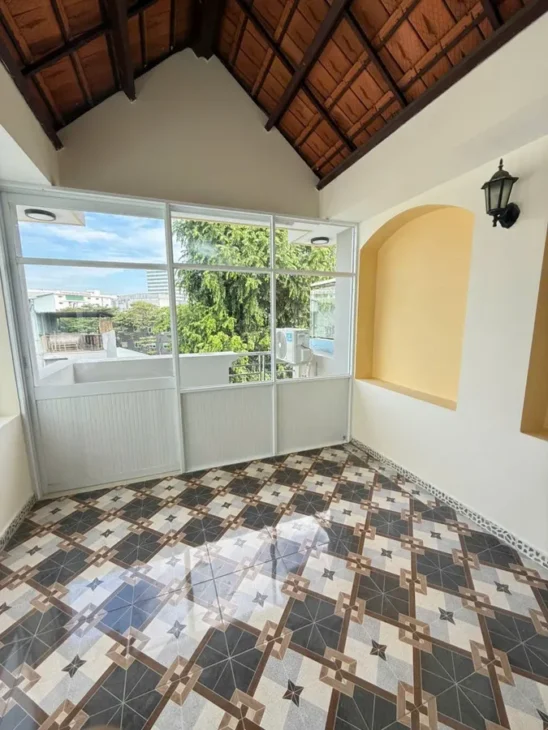 Bán nhà MT 5 tầng Nguyễn Thái Bình P4 Tân Bình, DTSD 140m2 chưa đến 11 tỷ TL