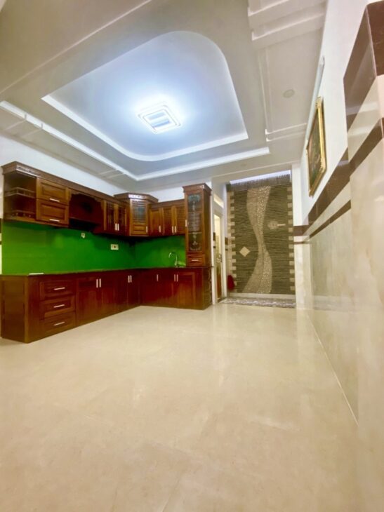 Bán nhà 62m2, 4PN, 4WC, 3 tầng, Q.9, giá chỉ 7,05 tỷ, sổ hồng