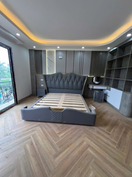 BÁN NHÀ 13 tỷ ĐẶNG VŨ HỶ,VỈA HÈ Ô TÔ KINH DOANH,LONG BIÊN HÀ NỘI