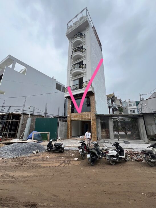 BÁN NHÀ 13 tỷ ĐẶNG VŨ HỶ,VỈA HÈ Ô TÔ KINH DOANH,LONG BIÊN HÀ NỘI