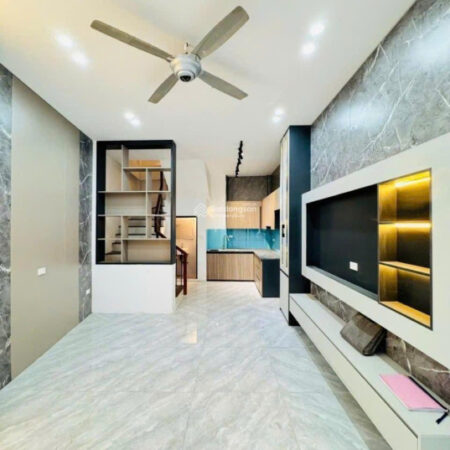 Bán nhà Đại Từ, 34m2, MT 3.7m, ngõ ô tô tránh đỗ ngày đêm, giá 6 tỷ