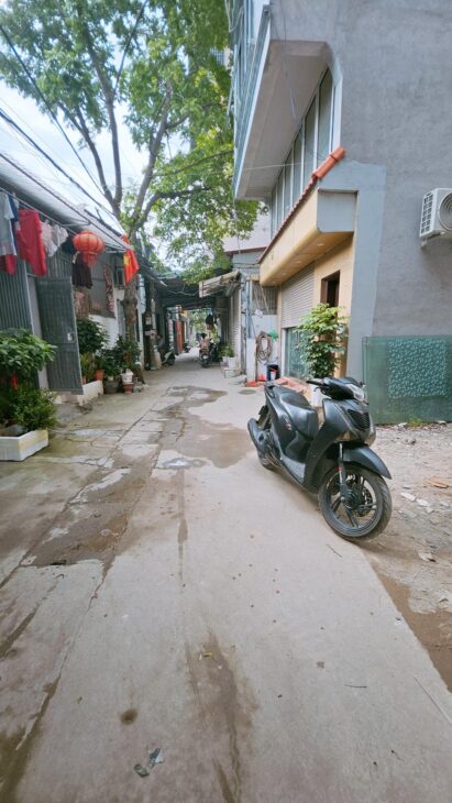 chính chủ B.á.n đất phân lô Triều Khúc oto ngủ trong đất 50m, tương lai mặt đường Lương Thế Vinh