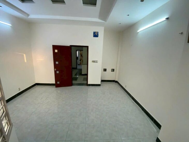 CẦN TIỀN BÁN RẤT GẤP NHÀ PHẠM THẾ HIỂN [P7, Q8] DT: 75M2 (4.5X 15M] 3PN,2WC CHỈ 3.8 TỶ