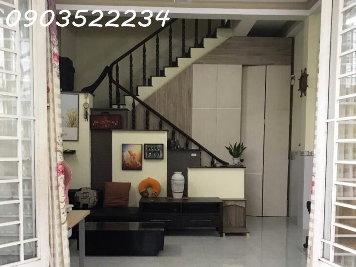 Bán nhà mặt phố Đường 6, 4,5 tỷ, 77m2, Q9, HCM giá siêu hời!