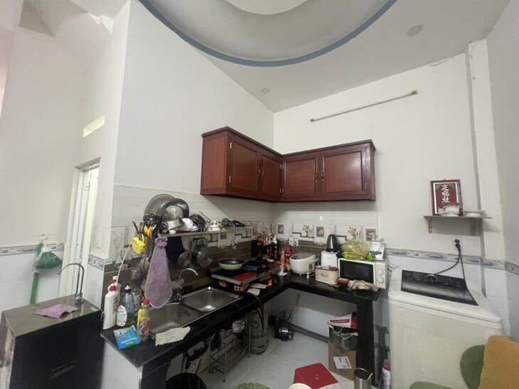 HOT, KẸT TIỀN BÁN GẤP NHÀ LƯƠNG VĂN CAN [P15, Q8] DT: 108.1M2 (7.7X 14M) 4T, 8PN,6WC CHỈ 7.25 TỶ