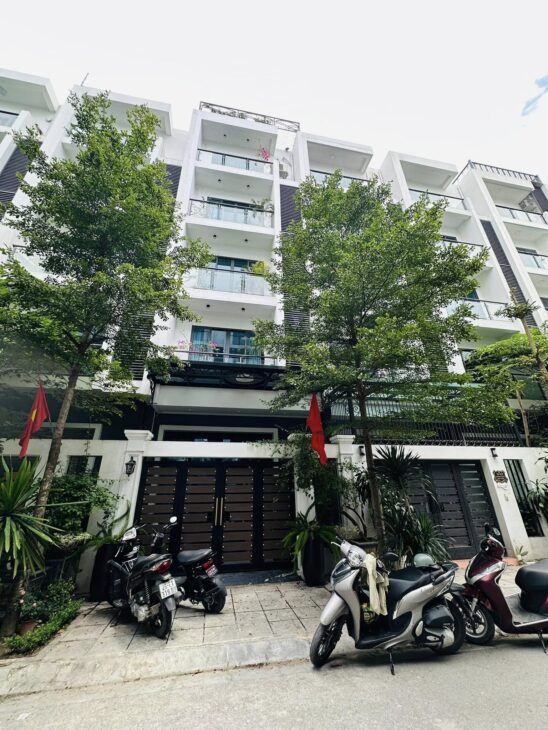 Bán Biệt Thự Liền Kề 5 Tầng View Hồ Trung Tâm Cầu Giấy- Bắc Từ Liêm Chỉ 90m² Giá 37 tỷ