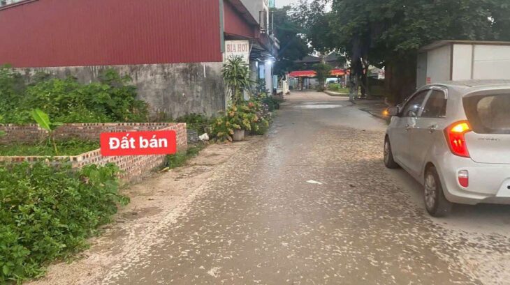 HÀNG MỚI BÁN 55M TRỤC CHÍNH TỔ 10,OTO TRÁNH,GIÁ NHỈNH 3 TỶ,KINH DOANH ĐỈNH