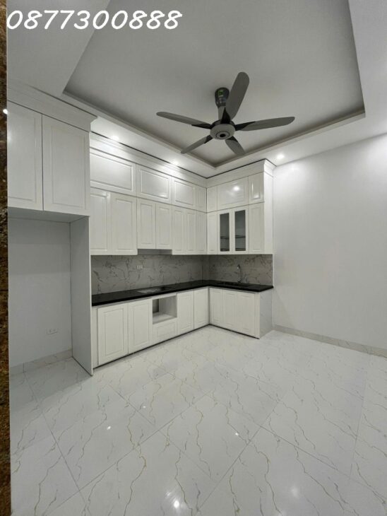 NHÀ LA KHÊ 7 TỶ 45M, NGÕ THÔNG, OTO, THANG MÁY NHẬP KHẨU