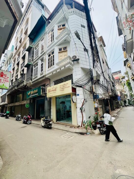 Bán nhà phân lô Nguyên Hồng – Đống Đa, 36m2 mt khủng – KINH DOANH – giá 16,3 tỷ