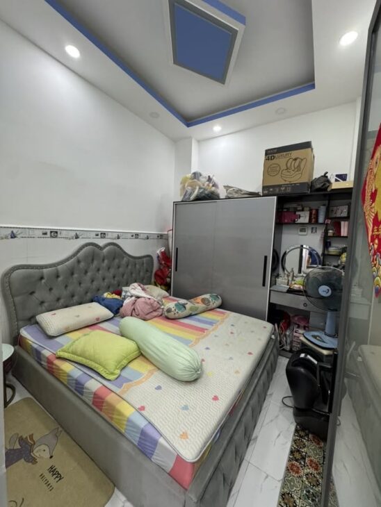 BÁN NHÀ GẦN TÊN LỬA – 2 TẦNG – 42M2 ( 3×14M) – 4 TỶ (TL)