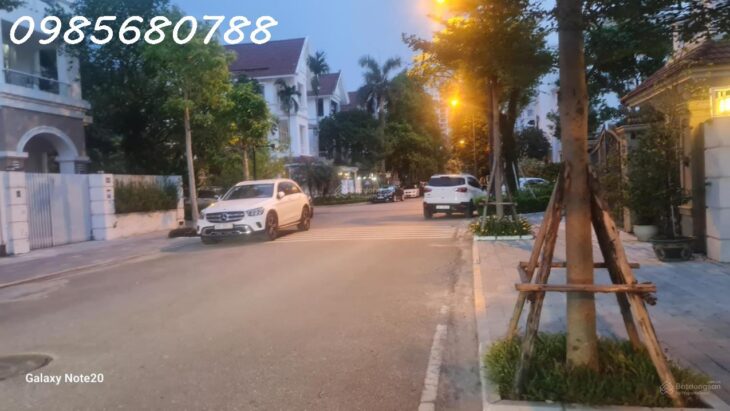 BÁN BIỆT THỰ CIPUTRA 230M2 ĐƯỜNG ĐÔI 30M GIÁ 62 TỶ LIÊN HỆ 0985689788