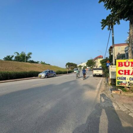 BÁN ĐẤT Ở THỔ CƯ 40M2 – VỊ TRÍ VÀNG NAM ĐUÔNG, THƯỢNG THANH, LONG BIÊN – GIÁ 5.4 TỶ – SỔ ĐỎ CHÍNH