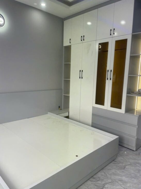 Bán nhà 64m2, 3 tầng, 4PN, 3WC, Q.9, 7.15 tỷ, sổ hồng