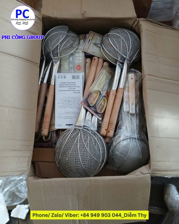 Cần gửi hàng sang Mỹ, em nhận hỗ trợ
