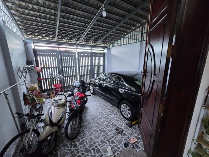 Bán nhà 100m², 2PN, 2WC, Linh Đông, Thủ Đức, 4.95 tỷ, sổ hồng