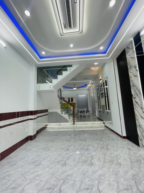 Bán nhà 64m2, 3 tầng, 4PN, 3WC, Q.9, 7.15 tỷ, sổ hồng
